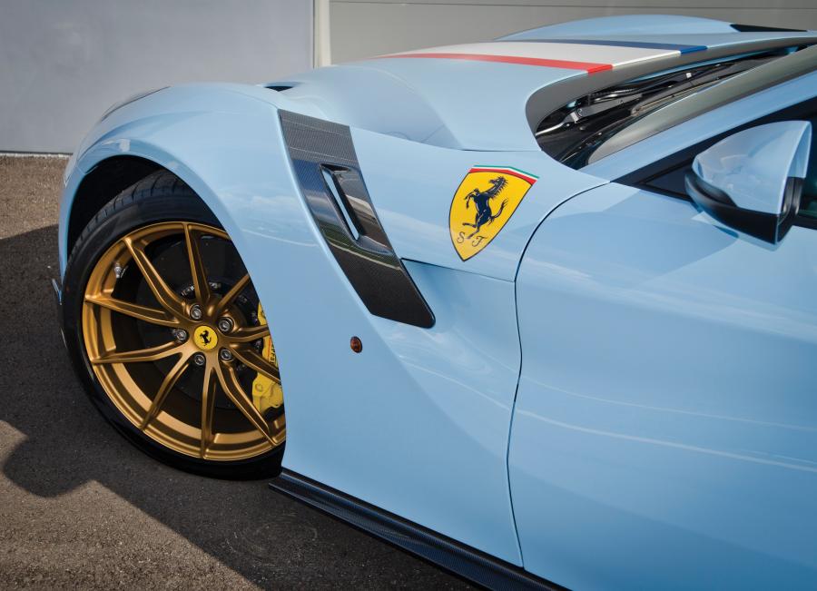 Детали экстерьера Ferrari F12tdf Tailor Made 2016 года  (NA) (фото 40 из 40)